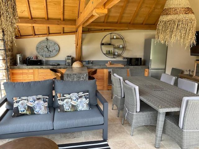 Agreable Chambre D Hote Avec Piscine Et Jacuzzi Thégra Εξωτερικό φωτογραφία
