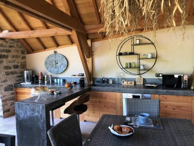 Agreable Chambre D Hote Avec Piscine Et Jacuzzi Thégra Εξωτερικό φωτογραφία